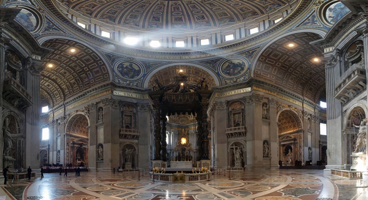 San-pietro-bazilikası.jpg