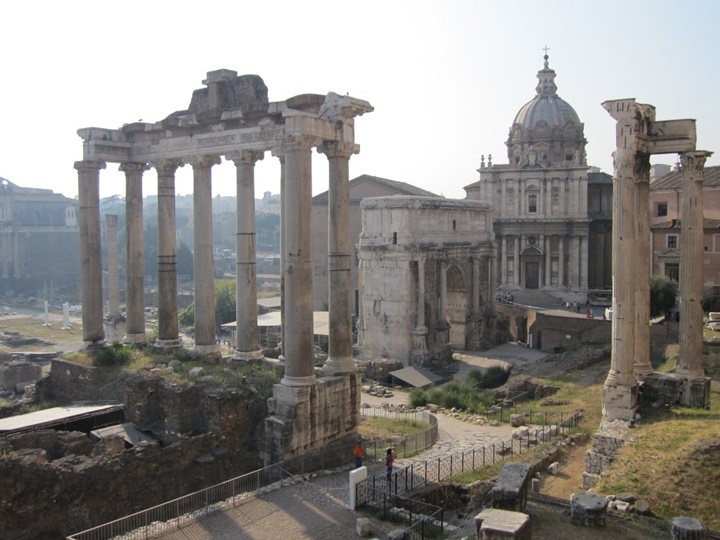 roma forumunda gezilecek yerler