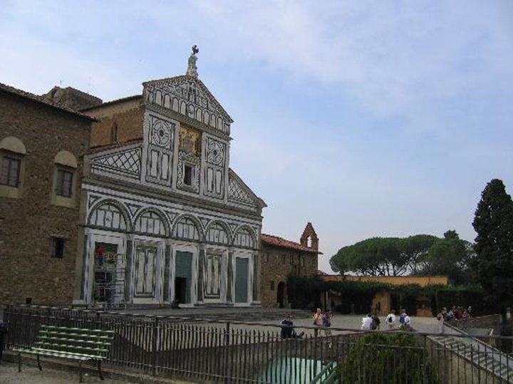 Floransa San miniato al monte bazilikası