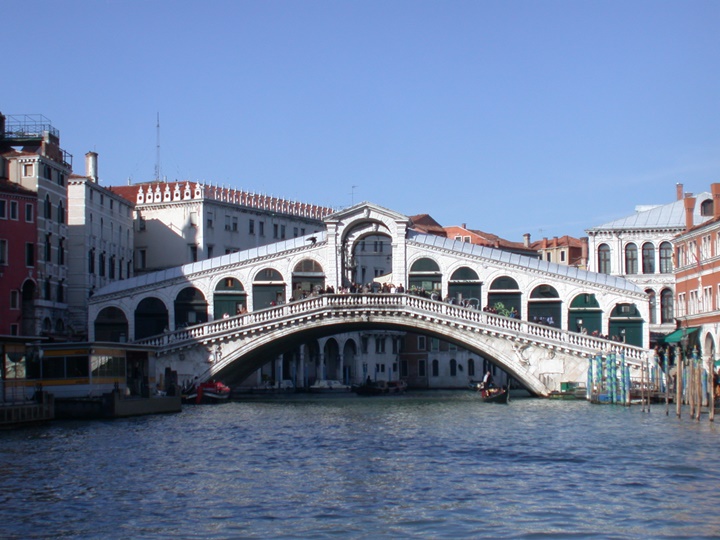 Venedik Rialto köprüsü - vendiğin gezilecek köprüleri