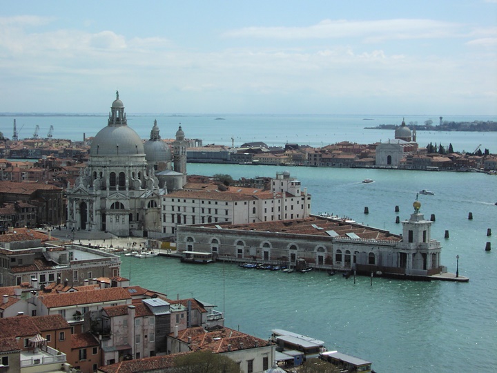 venedil-Santa-Maria-Della-Salute-bazilikası-hakkında-bilgi
