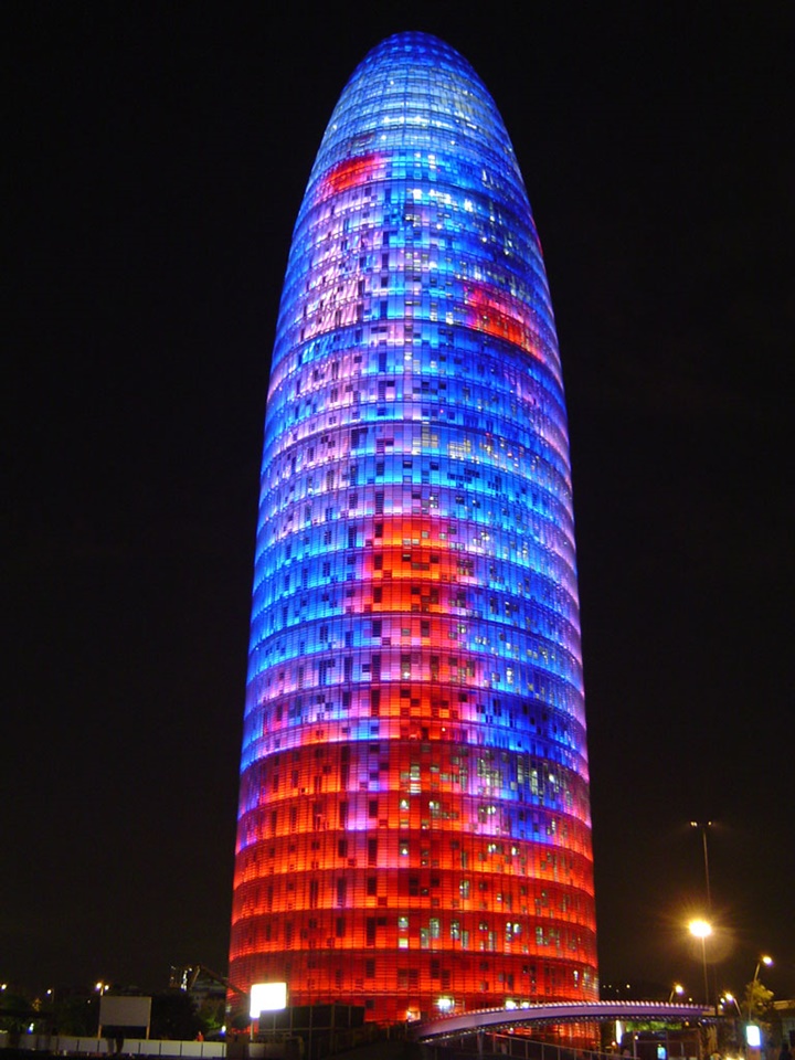 Barcelona Torre Agbar Gökdeleninin hikayesi