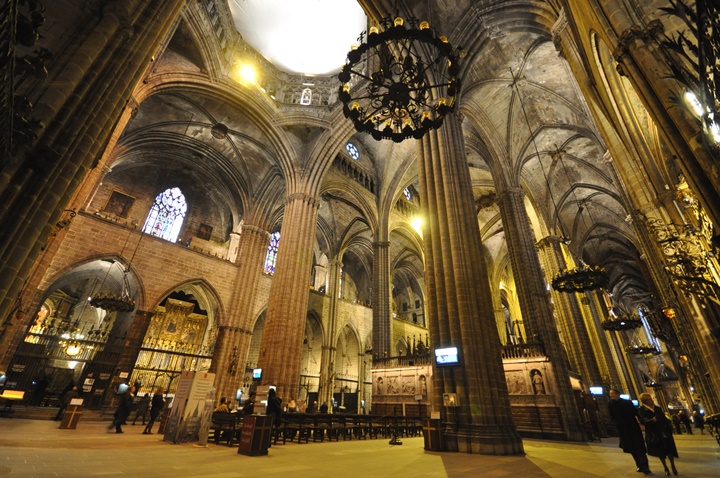 Bracelonada gezilecek katedral ve kiliseler - barcelona katedrali - catedral de la santa cruz y santa eulalia katedrali