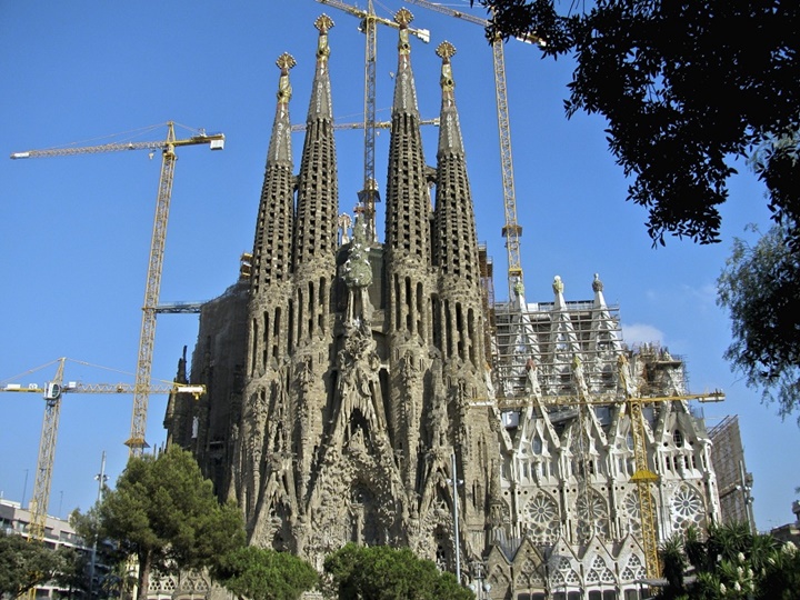 barcelonada gezilecek yerler - barcelonada yer alan gezilecek yapılar