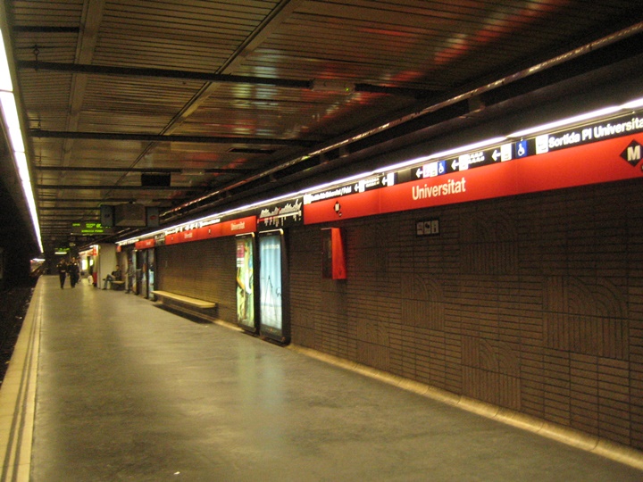 barcelona metrosu