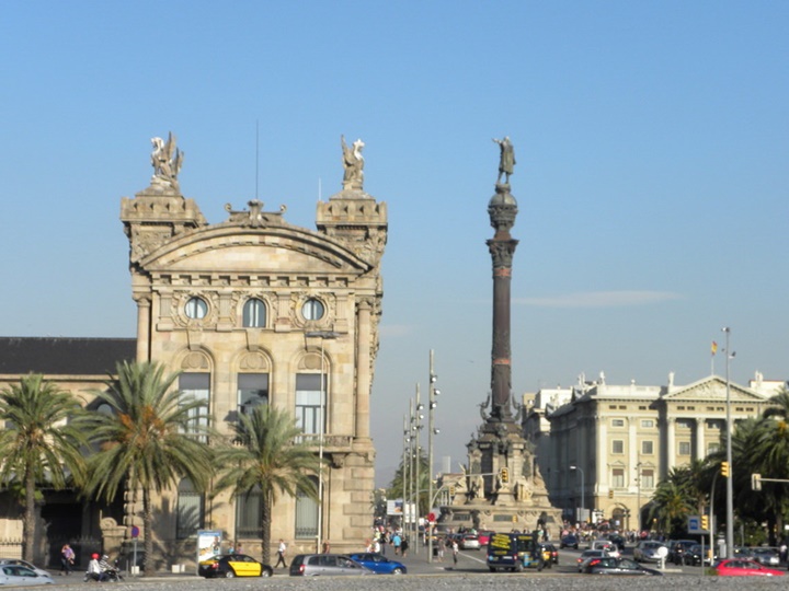 barcelonada gezilecek yerler - Barcelona Kristof Kolomb Heykeli