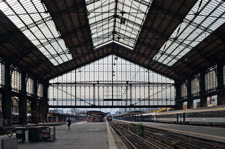 Paris gare d'Austerlitz tren istasyonu - İspanya Paris arası tren seferleri