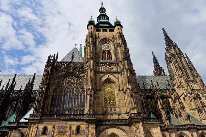 Prag St. Vitus Katedralinin Hikayesi