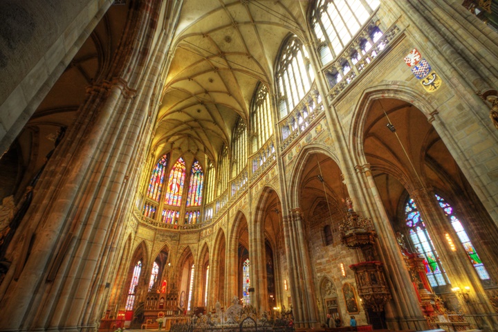 Prag St. Vitus Katedralinin içi
