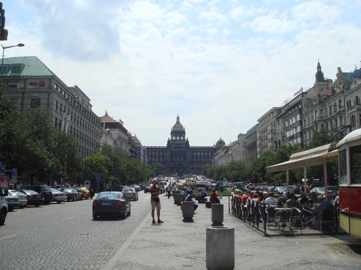 Prag Wenceslas Meydanının resimleri