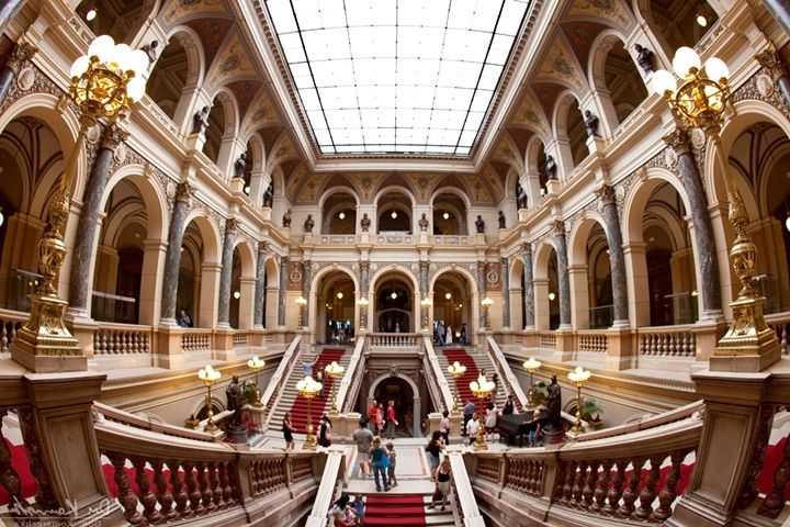 Prag ulusal müzesinin hikayesi - Prag ulusal müzesinde sergilenen eserler