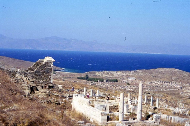 Delos Adası