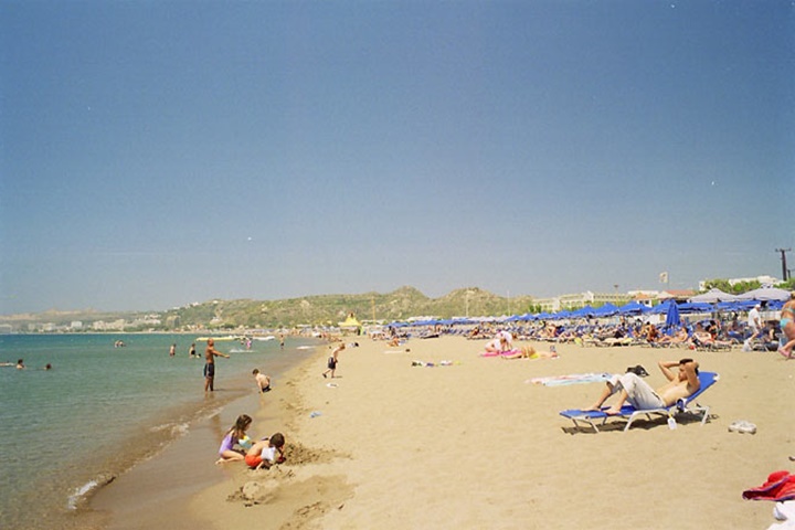 Rodos Faliraki plajı