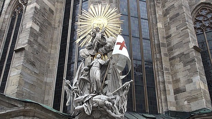 Viyana Aziz Stephan katedralindeki osmanlı heykeli