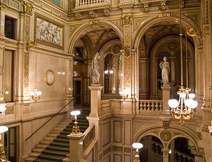 Viyana Devlet Opera Binası hakkında bilgi