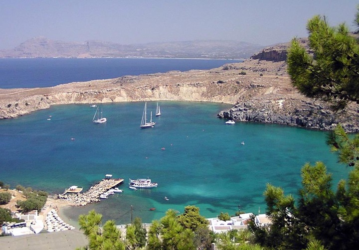 rodos adasının en güzel plajları - rodos Lindos plajı