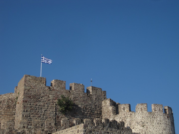 midlli molivos kalesi hakkında bilgi