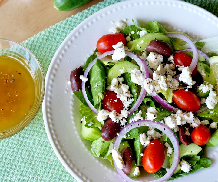 Sakız Adasında Ne Yenir - yunan salatası