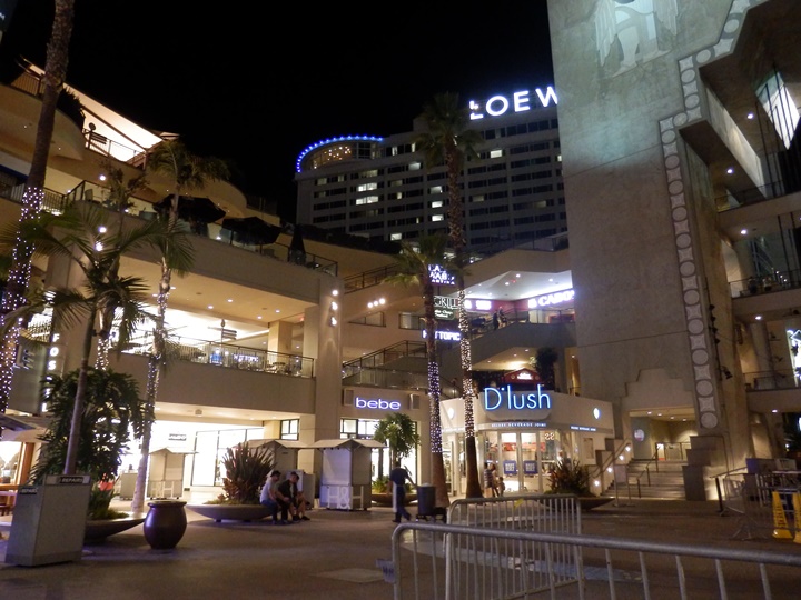 hollywood-şöhretler-kaldırımdaki-avm