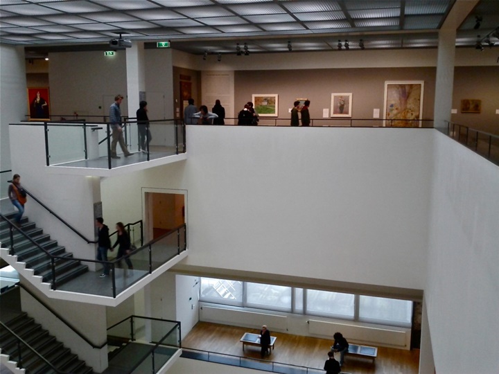 Amsterdam Van Gogh Müzesinin içi