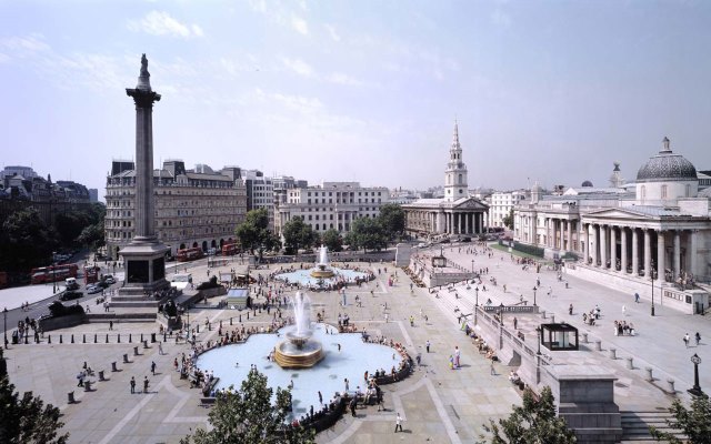 Londra Trafalgar Meydanı