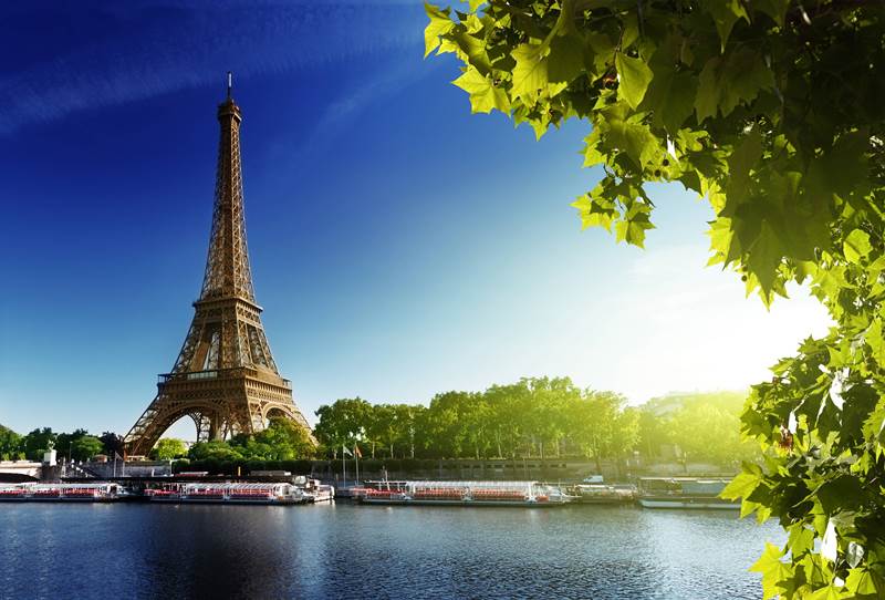 Benelüks Paris turu