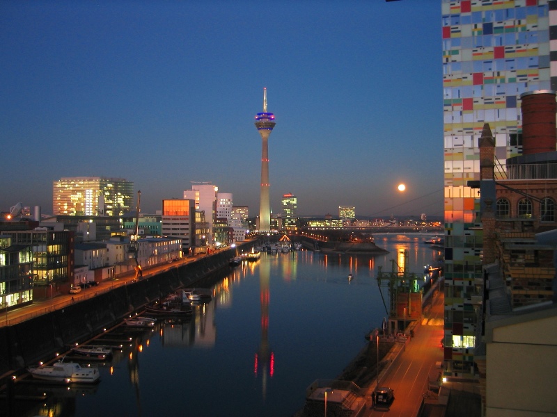 Benelüks düsseldorf turu