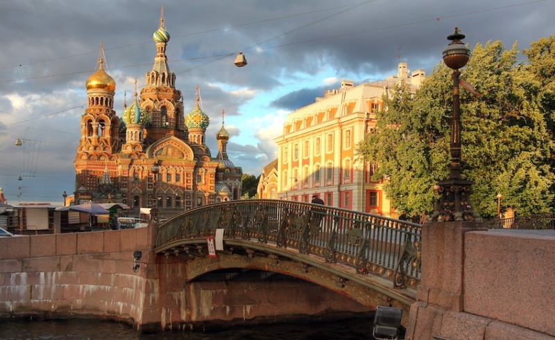 St. petersburgda gezilecek yerler