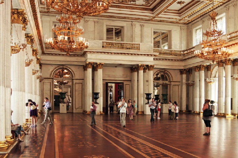 St. Petersburg hermitage müzesi
