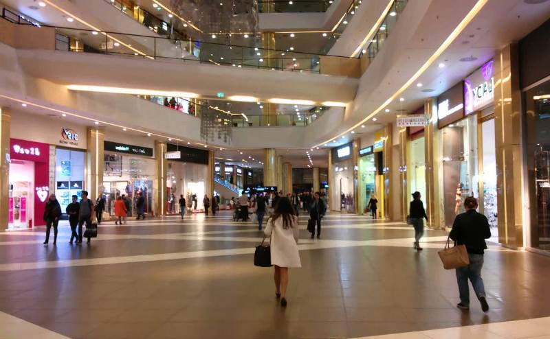 St. Ptersburg galeria alışveriş merkezi