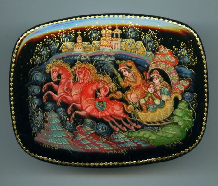 st. petersbug hediyelik eşya - paleh kutuları