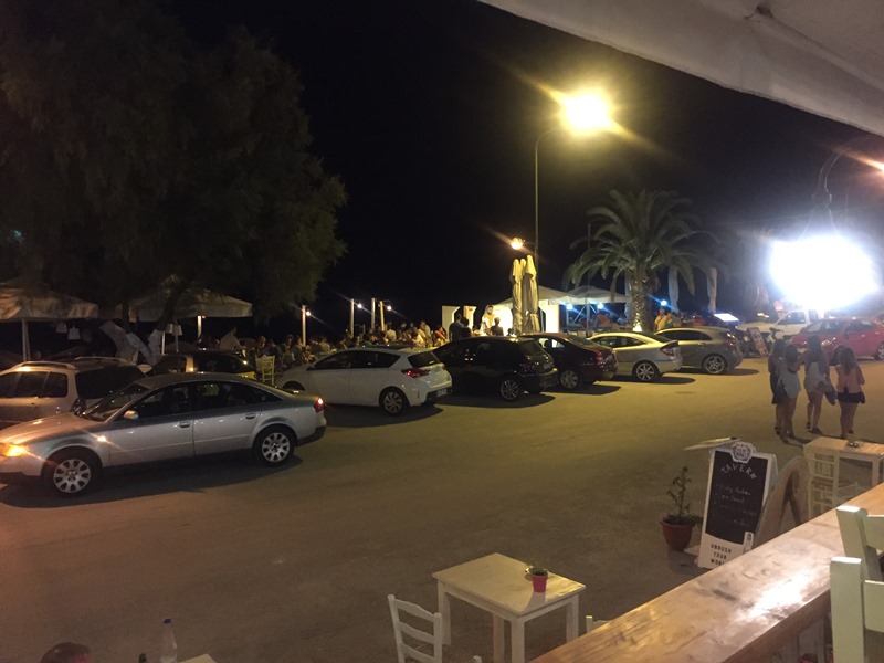 Thassosda yemek yenilecek tavernalar