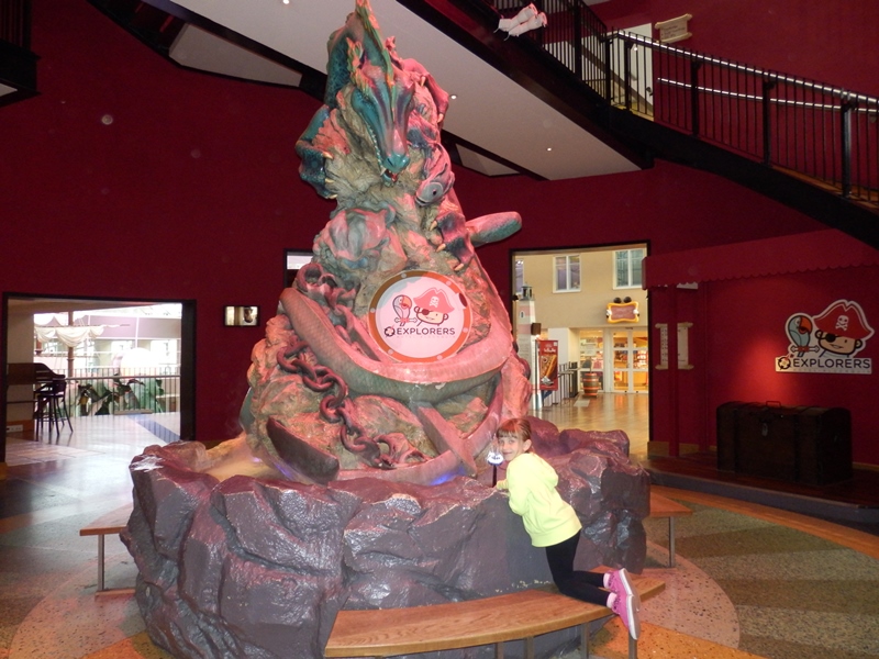 disneyland-paris-otelleri-Explorers-Hotels-at-Disneyland-Paris