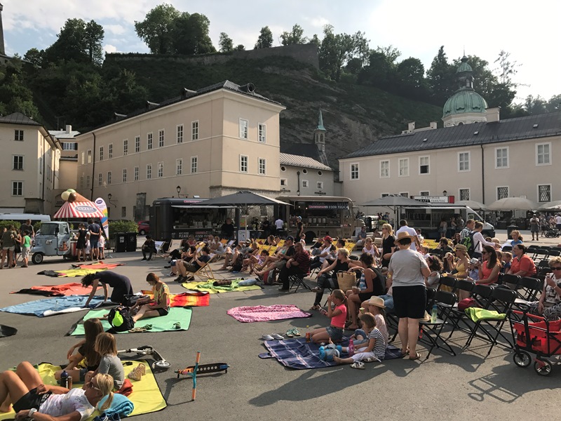 Sazlburg Kapitelplatz