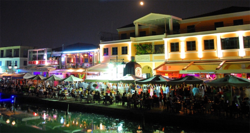 Lefkada gece hayatı