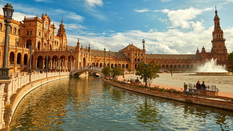 Seville İspanya'da gezilecek yerler - Plaza de Espana  Sevilla