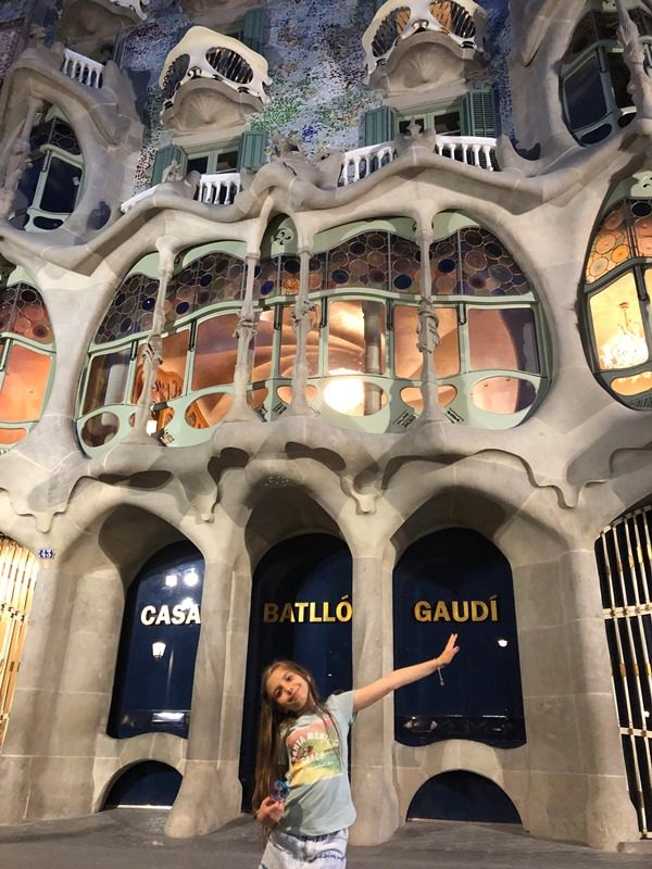 barcelona gezilecek yerler