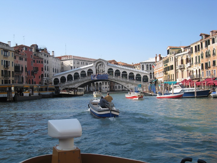 venedik büyük kanal etrafındaki yapılar
