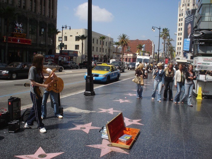 hollywood'da gezilcek yerler - Hollywood ünlüler kaldırımı