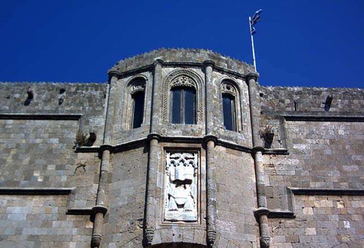 Rodos Arkeoloji Müzesinde sergilenen eserler